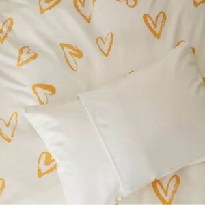 Bouclair Duvet Cover Set with Yellow Hearts